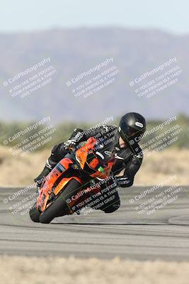 media/Nov-30-2025-TrackXperience (Sun) [[c0061d280f]]/3-Level 1/Session 3 (Turn 16)/